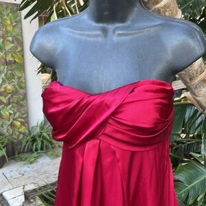 Xscape by Joanna Chen strapless bubble dress